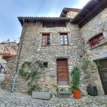 Ferienhaus Rustico Romantico Bre - Happy Lugano
